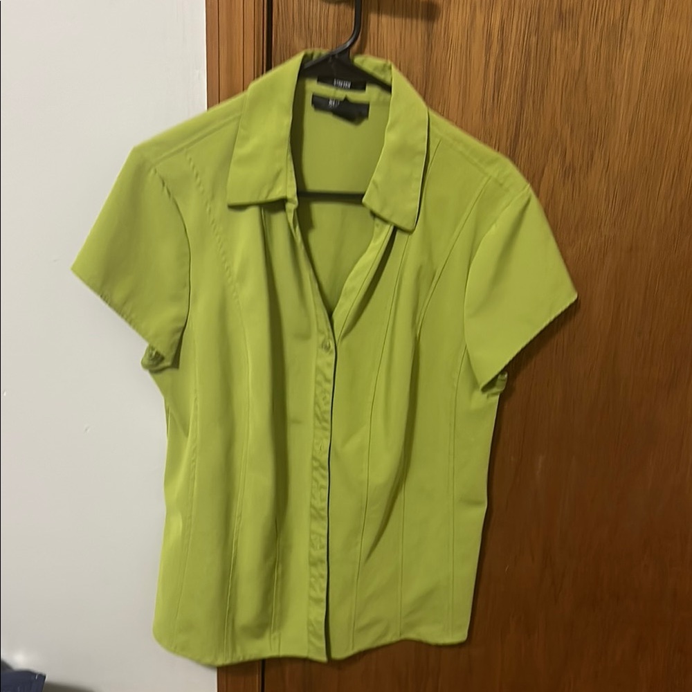 Style & Co. Green Short Sleeve Button Down Shirt